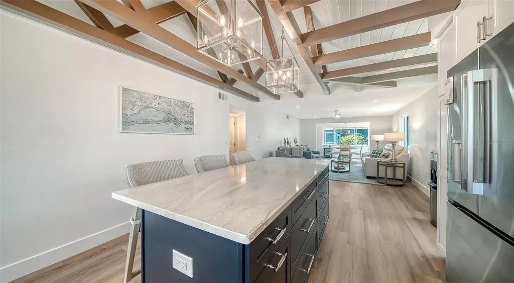 711 Spanish Drive S Longboat Key FL 34228