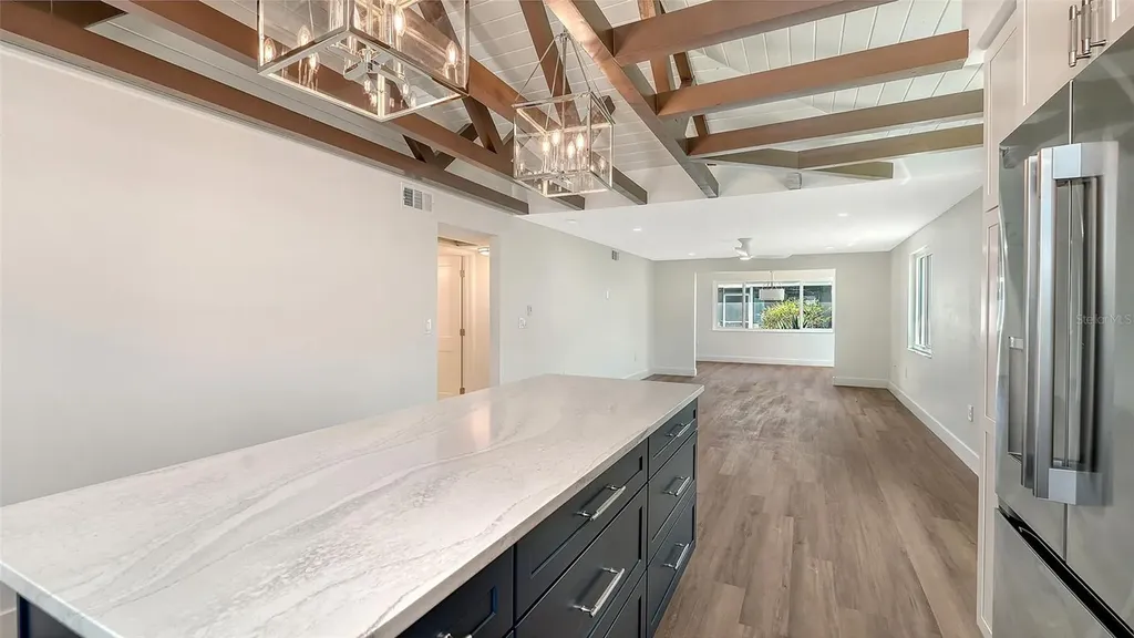 711 Spanish Drive S Longboat Key FL 34228