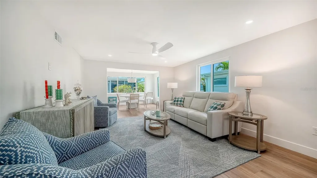 711 Spanish Drive S Longboat Key FL 34228