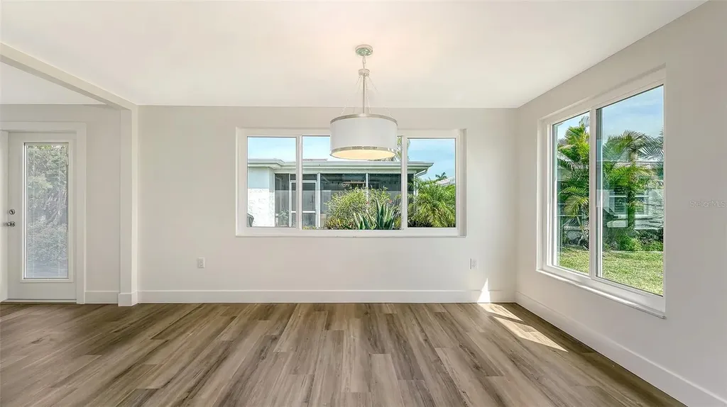 711 Spanish Drive S Longboat Key FL 34228