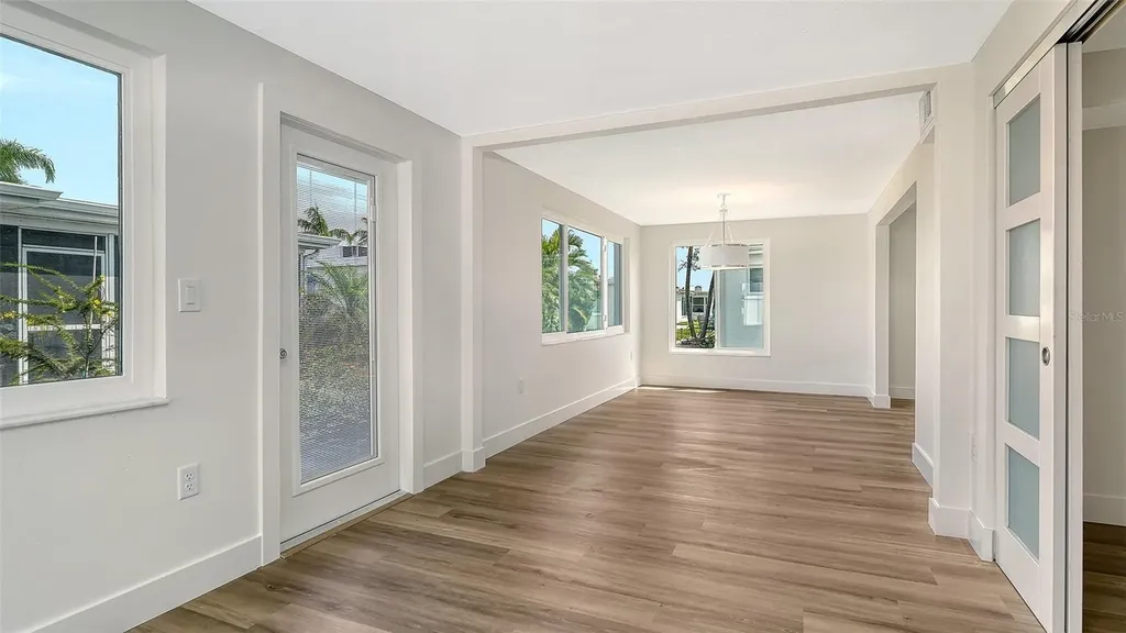 711 Spanish Drive S Longboat Key FL 34228