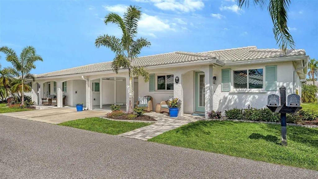 711 Spanish Drive S Longboat Key FL 34228