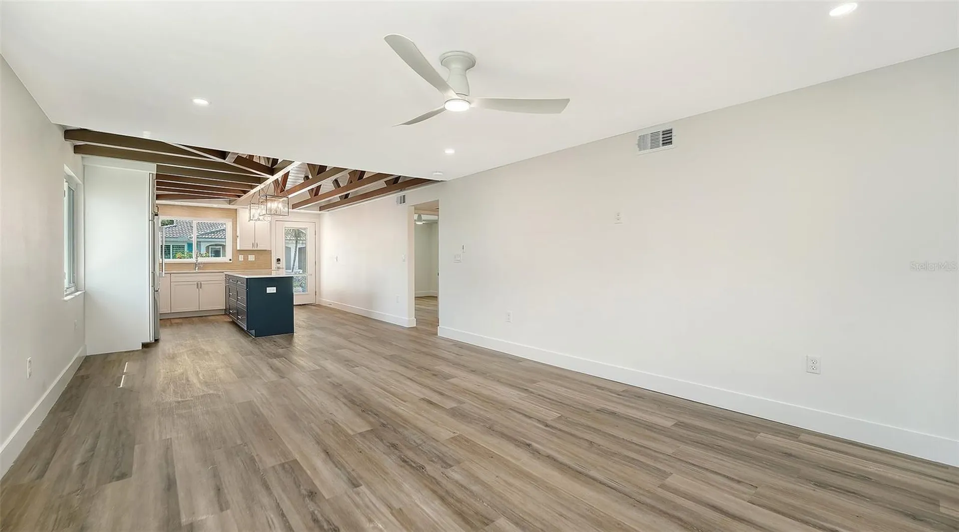 711 Spanish Drive S Longboat Key FL 34228