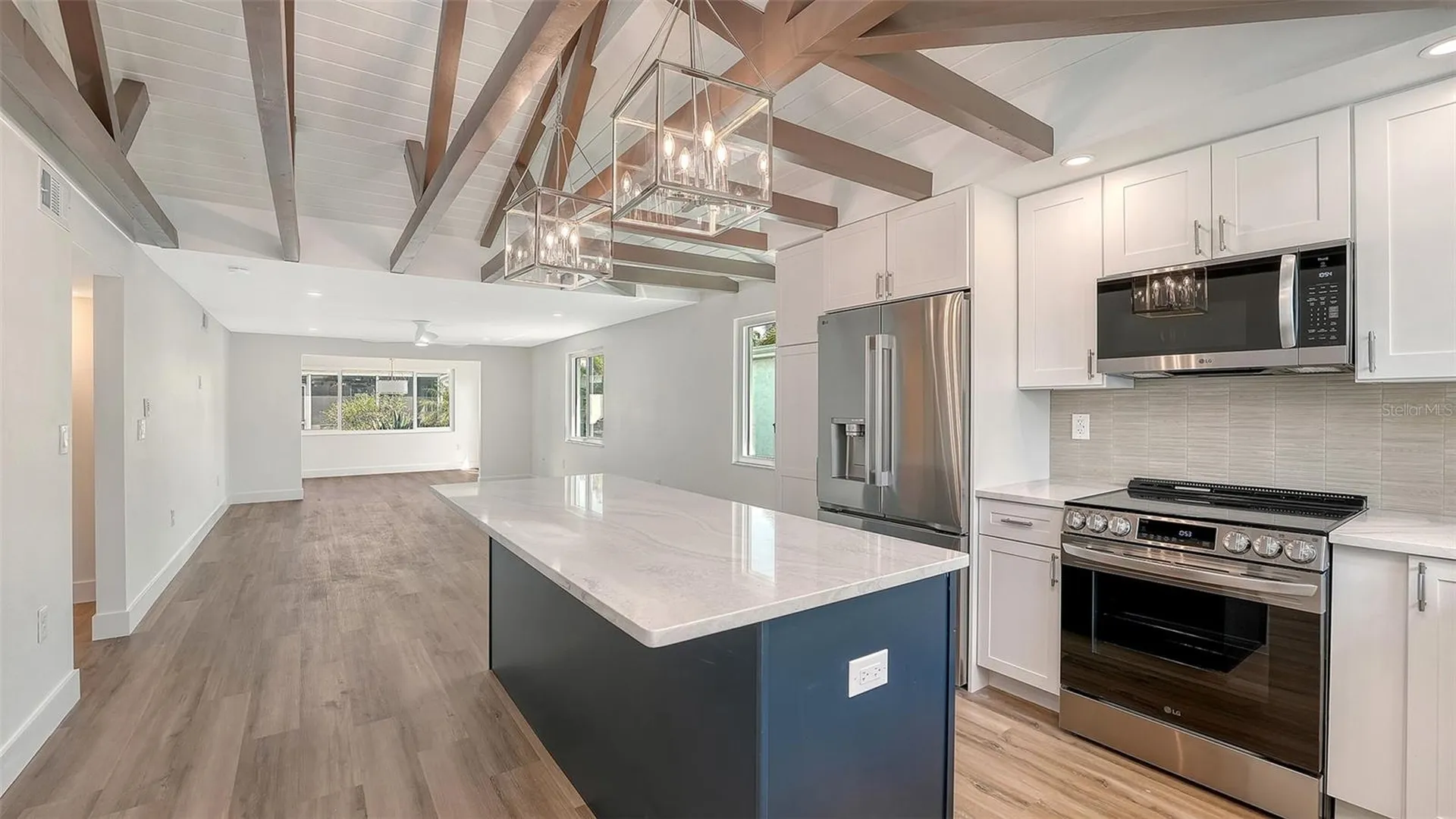 711 Spanish Drive S Longboat Key FL 34228