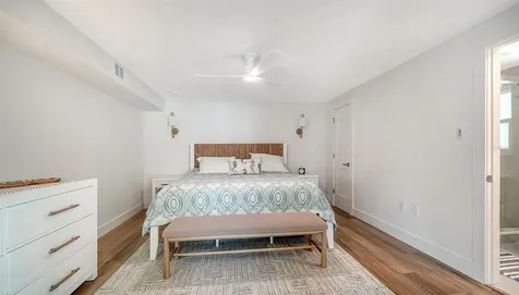 711 Spanish Drive S Longboat Key FL 34228