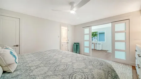 711 Spanish Drive S Longboat Key FL 34228