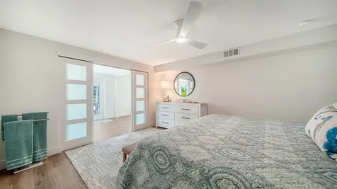 711 Spanish Drive S Longboat Key FL 34228