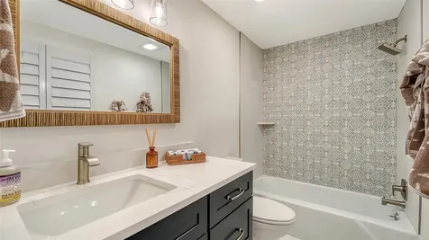 711 Spanish Drive S Longboat Key FL 34228