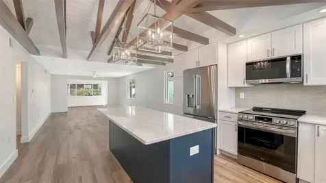 711 Spanish Drive S Longboat Key FL 34228