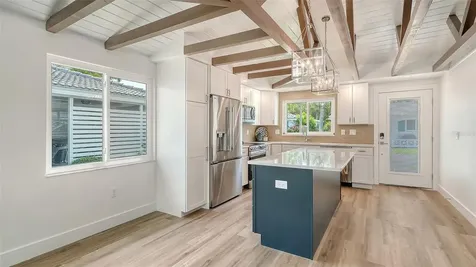 711 Spanish Drive S Longboat Key FL 34228