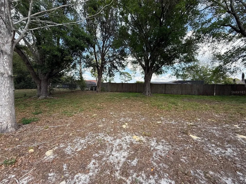 5312 Suwannee Road Weeki Wachee FL 34607