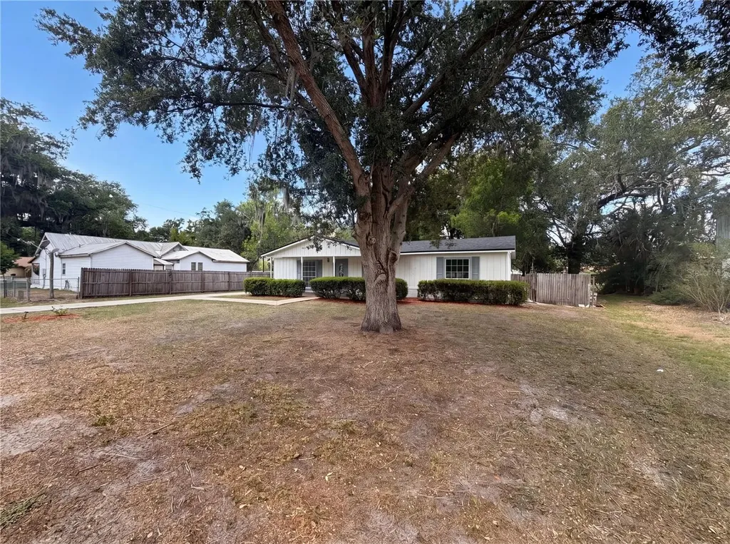 613 4th Street NE Fort Meade FL 33841