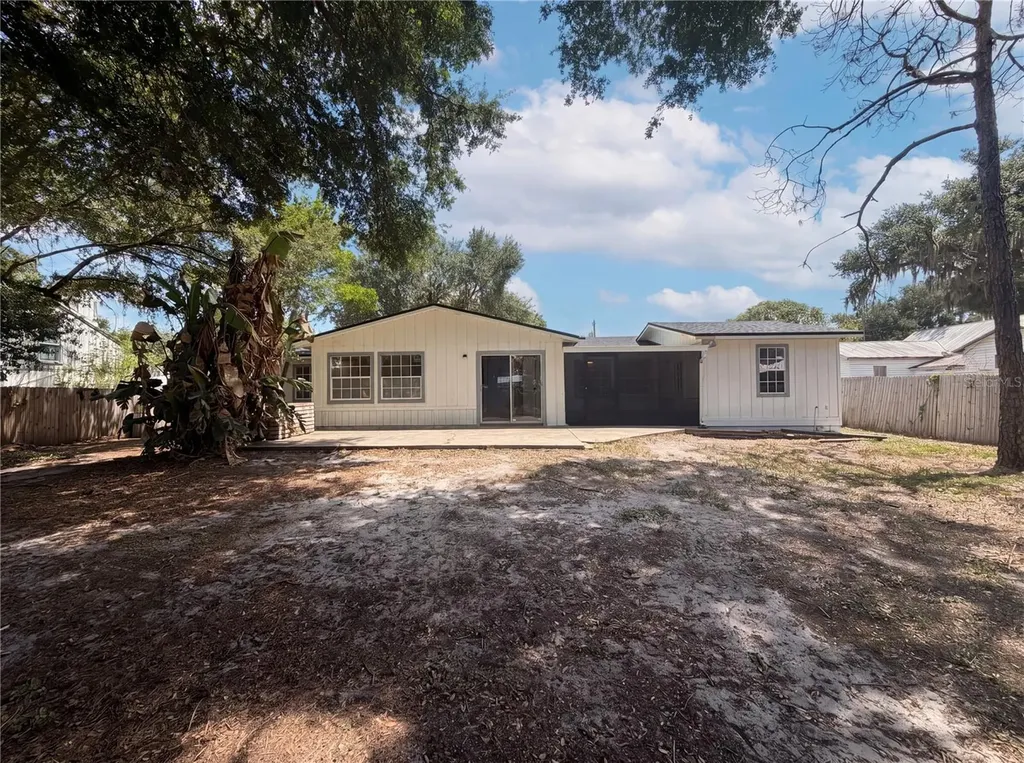 613 4th Street NE Fort Meade FL 33841