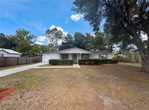 613 4th Street NE Fort Meade FL 33841