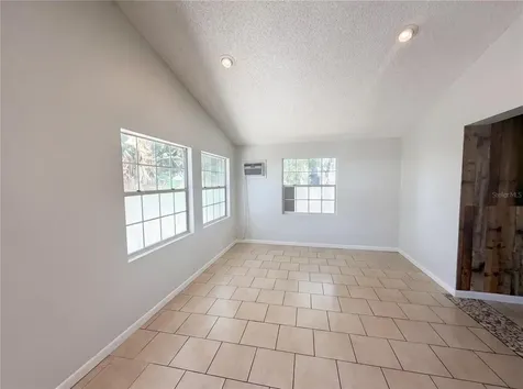 613 4th Street NE Fort Meade FL 33841
