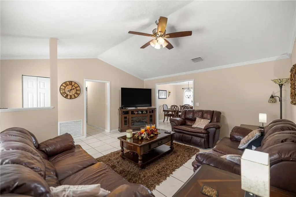 49 Teak Run Ocala FL 34472
