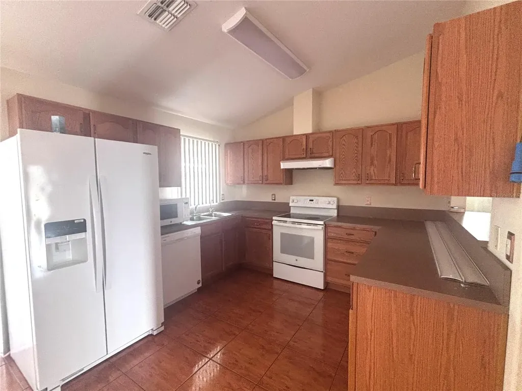 1912 Manatee Drive Poinciana FL 34759