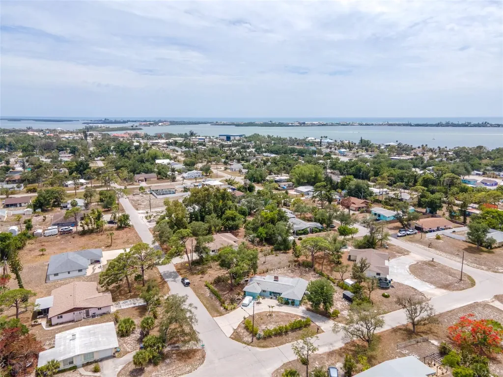 139 Hosmer Avenue Englewood FL 34223
