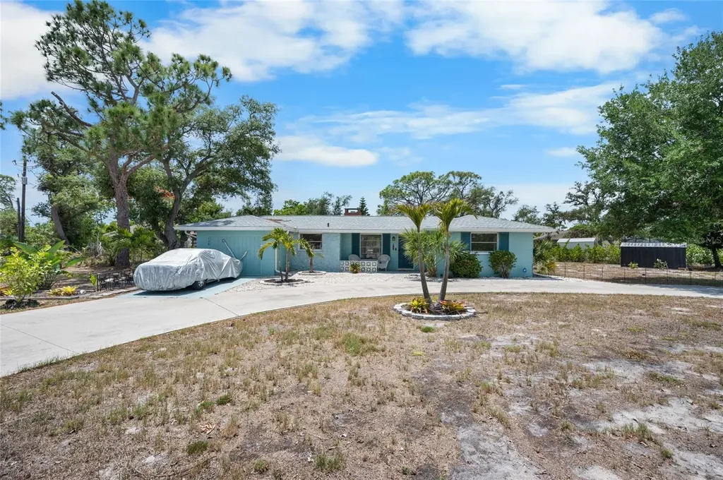 139 Hosmer Avenue Englewood FL 34223