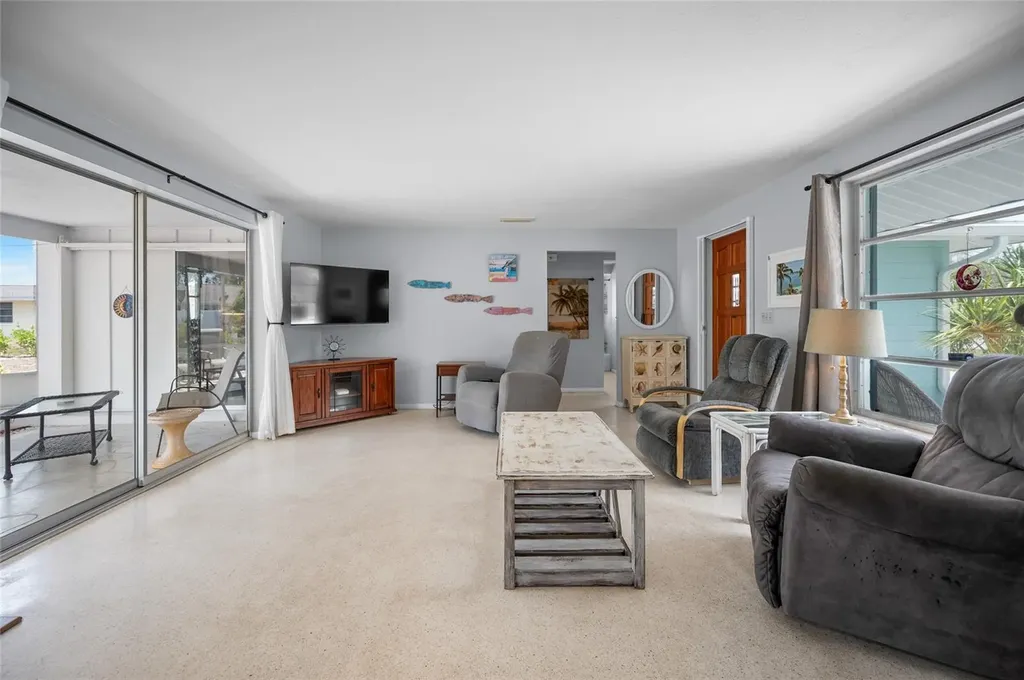 139 Hosmer Avenue Englewood FL 34223