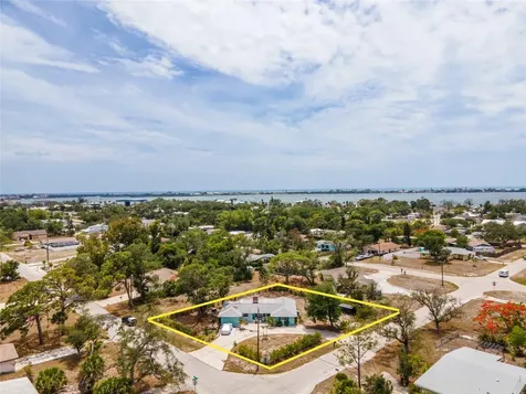 139 Hosmer Avenue Englewood FL 34223
