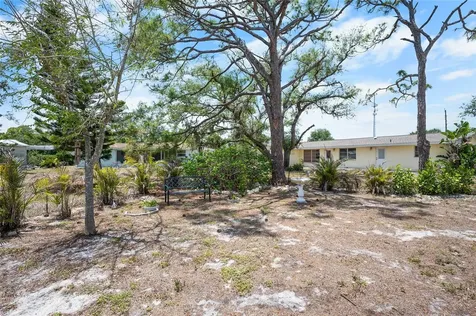 139 Hosmer Avenue Englewood FL 34223