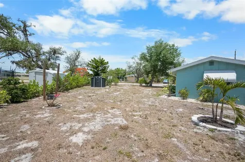 139 Hosmer Avenue Englewood FL 34223