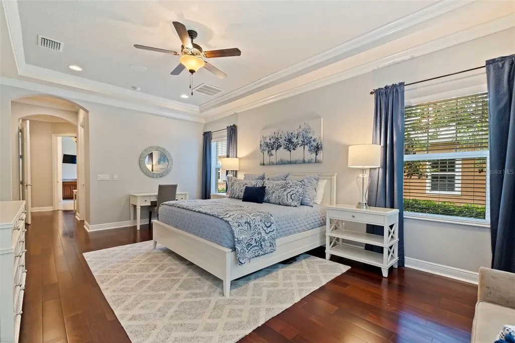20214 Oak Thorn Way Tampa FL 33647