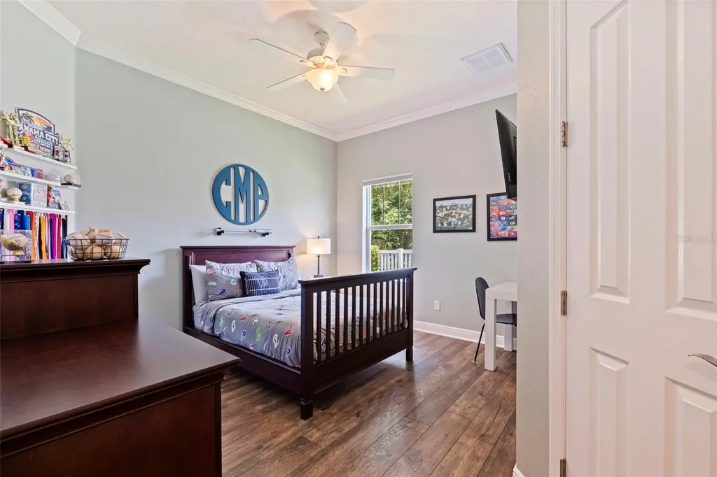 20214 Oak Thorn Way Tampa FL 33647