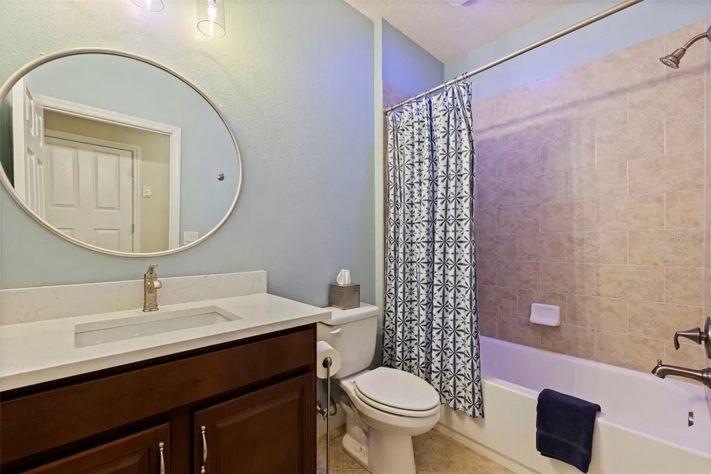 20214 Oak Thorn Way Tampa FL 33647