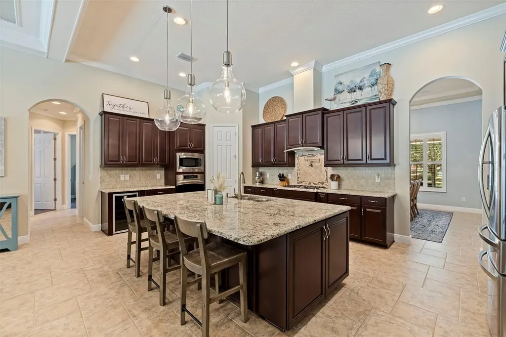 20214 Oak Thorn Way Tampa FL 33647