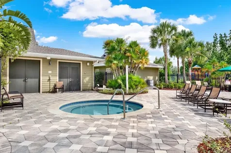 20214 Oak Thorn Way Tampa FL 33647