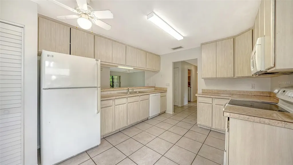 5010 Barrington Circle Sarasota FL 34234