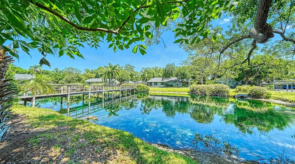 5010 Barrington Circle Sarasota FL 34234