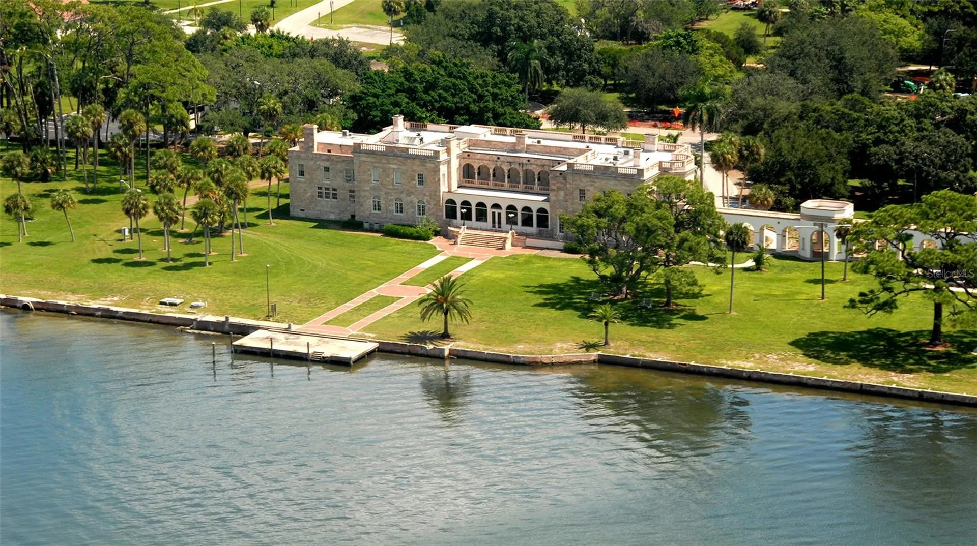 5010 Barrington Circle Sarasota FL 34234