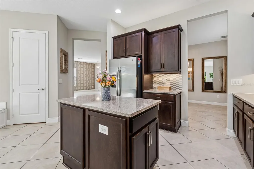 30229 Southernwood Court Wesley Chapel FL 33543