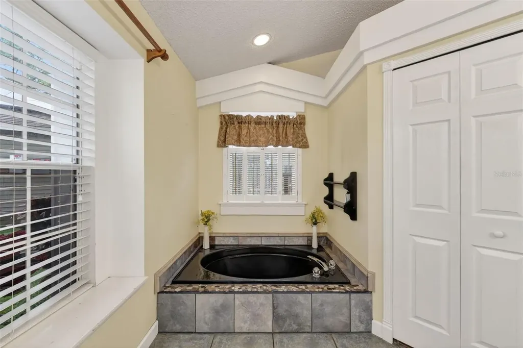 962 Edgehill Drive Palm Harbor FL 34684