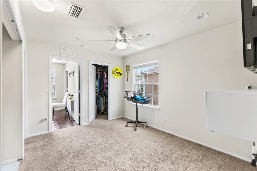 8738 Turnstone Haven Place Tampa FL 33619