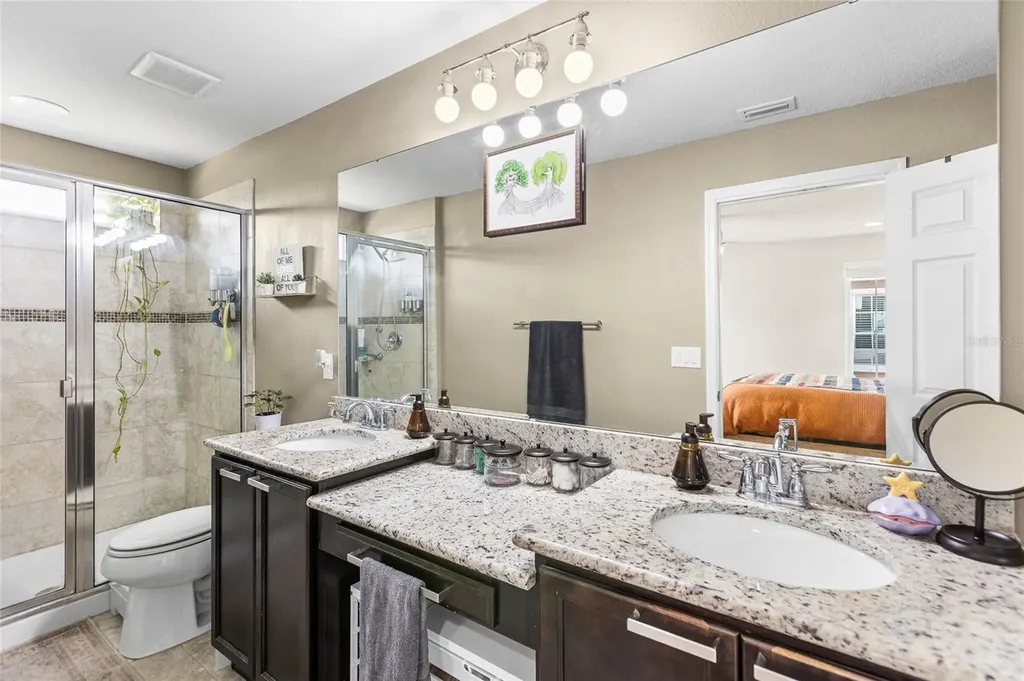 8738 Turnstone Haven Place Tampa FL 33619