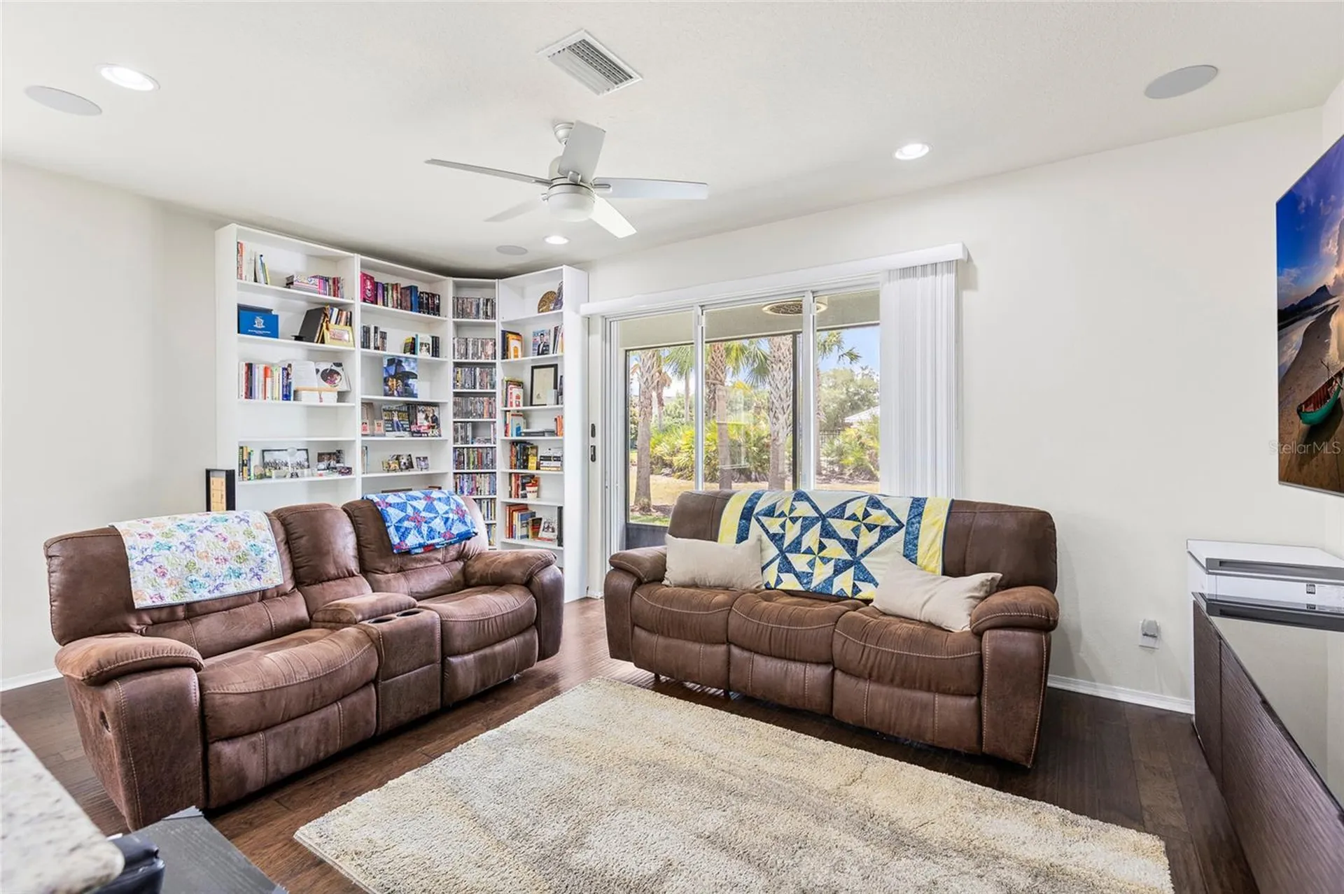8738 Turnstone Haven Place Tampa FL 33619