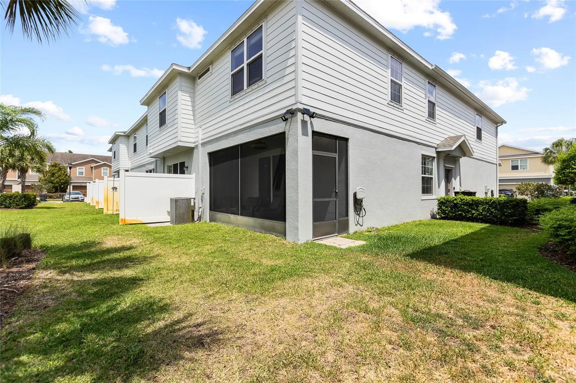 8738 Turnstone Haven Place Tampa FL 33619