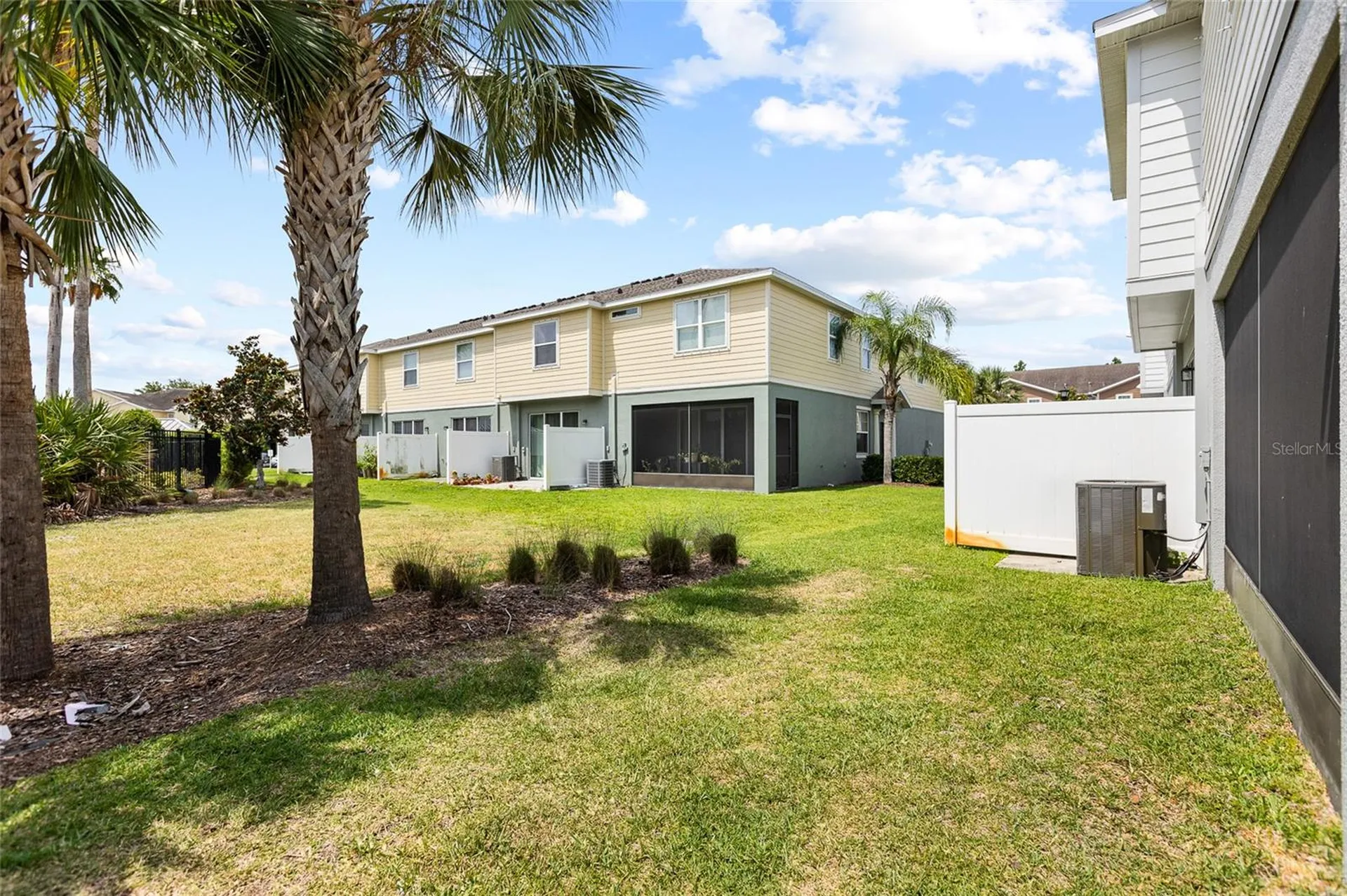 8738 Turnstone Haven Place Tampa FL 33619
