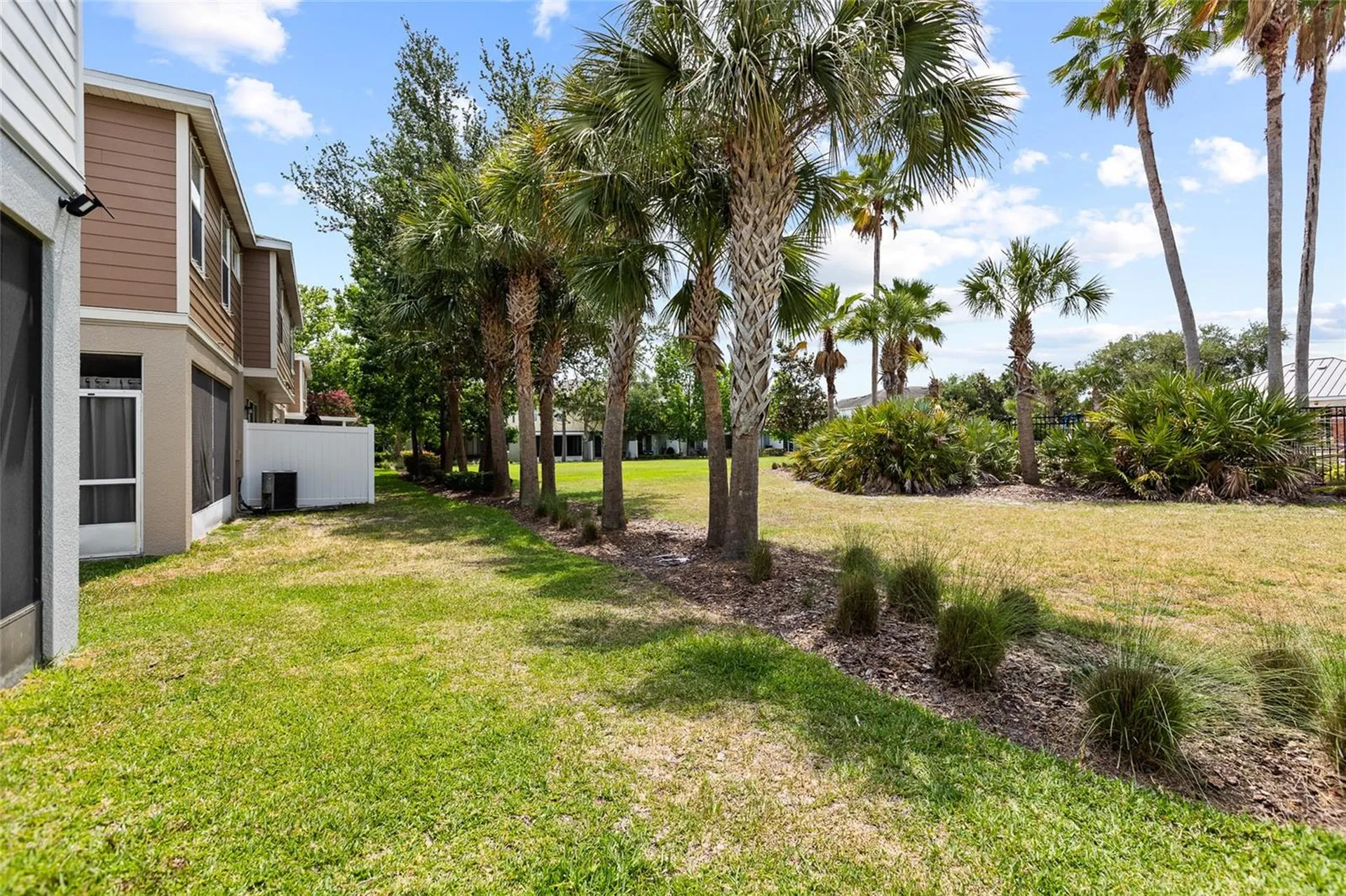 8738 Turnstone Haven Place Tampa FL 33619