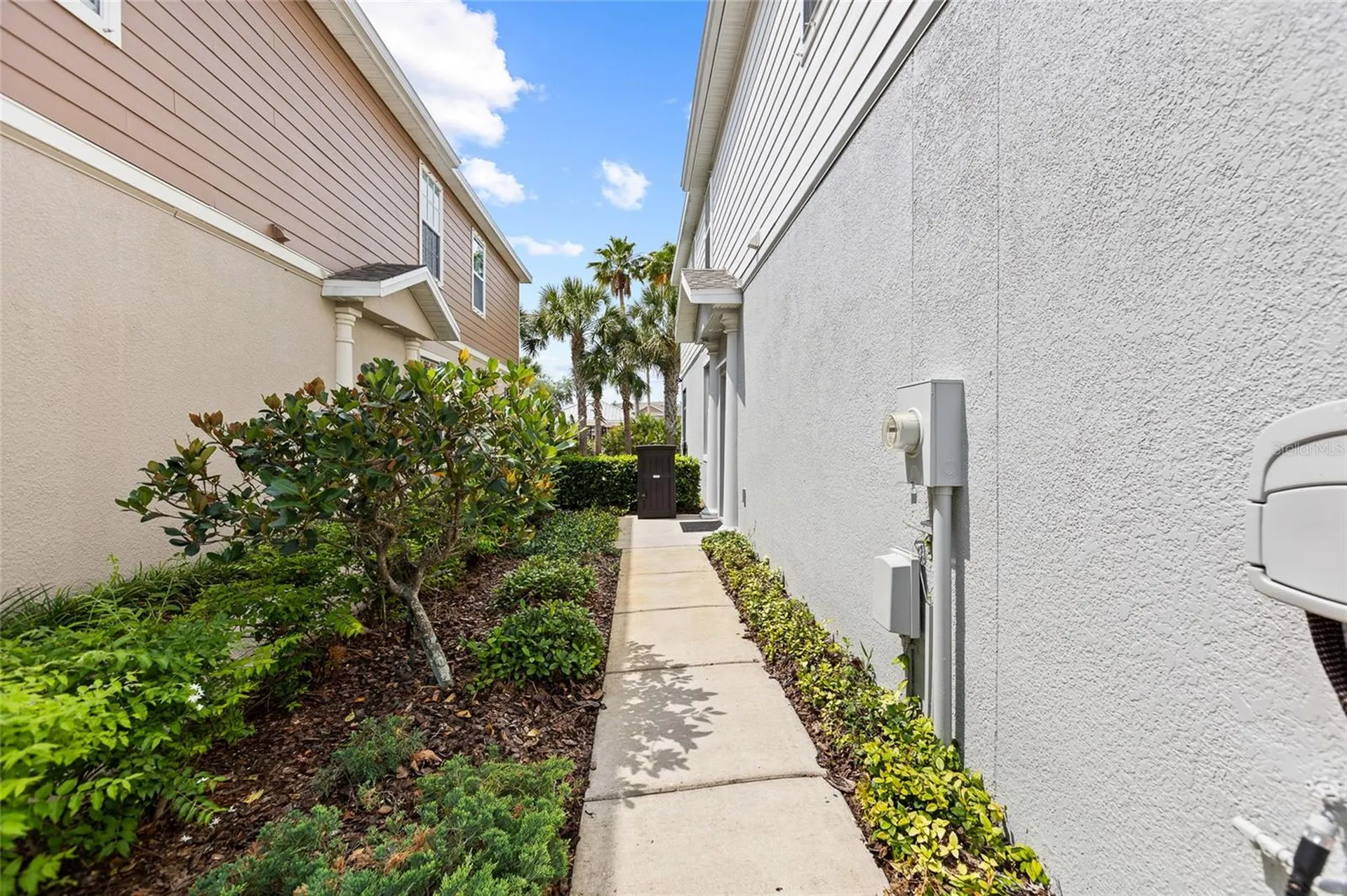 8738 Turnstone Haven Place Tampa FL 33619