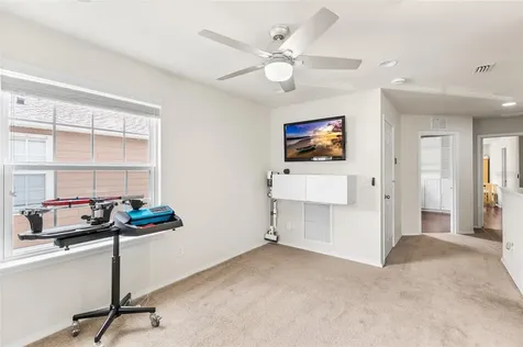 8738 Turnstone Haven Place Tampa FL 33619