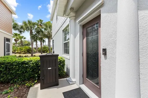 8738 Turnstone Haven Place Tampa FL 33619