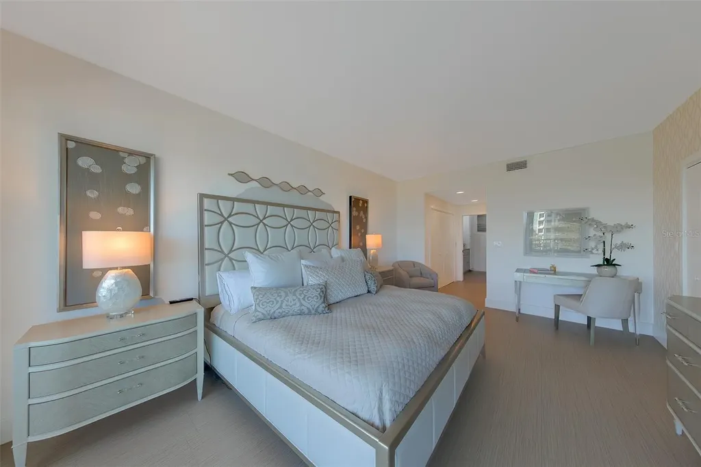 8 Belleview Boulevard Belleair FL 33756