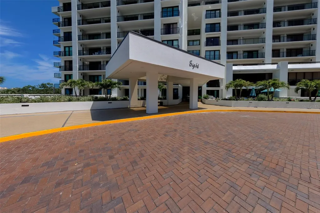 8 Belleview Boulevard Belleair FL 33756