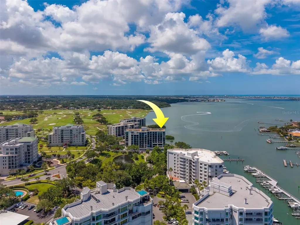 8 Belleview Boulevard Belleair FL 33756