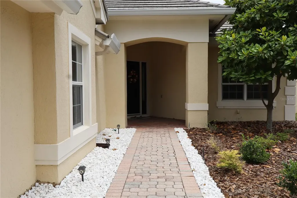 10842 Woodchase Circle Orlando FL 32836